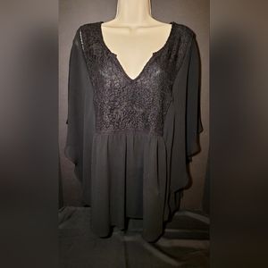 Torrid Black Size 1(X) Dress Shirt with Lace Detail